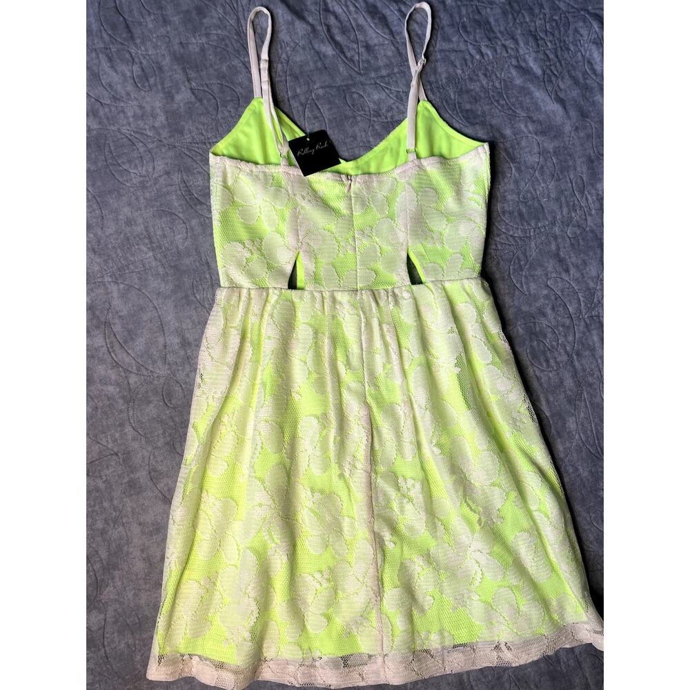 Lush NWT White Floral Lace Neon Lime Yellow Lining Skater Cutout Mini Dress Sm